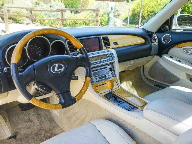 2002 Lexus SC430 - Image 19 of 21