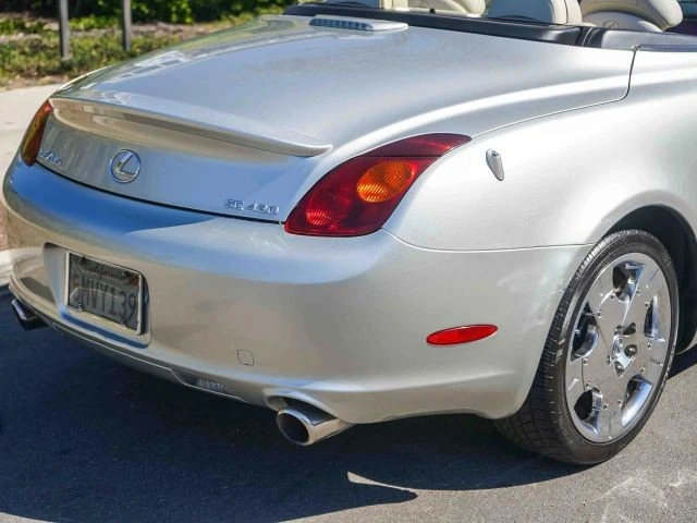 2002 Lexus SC430 - Image 14 of 21
