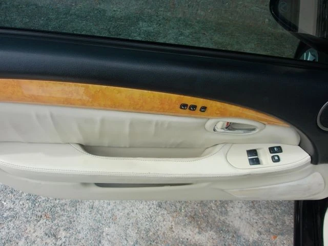 2002 Lexus SC430 - Image 13 of 21