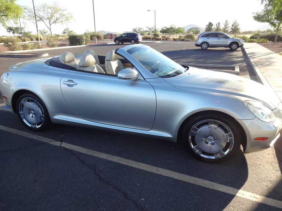 2002 Lexus SC430 - Image 7 of 13