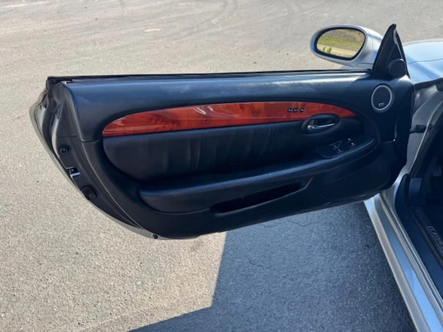 2002 Lexus SC430 - Image 13 of 20