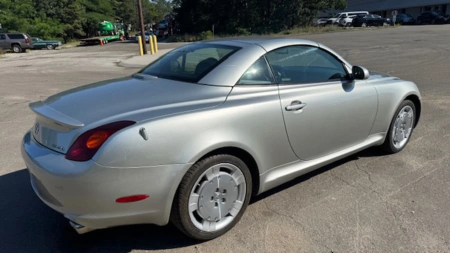 2002 Lexus SC430 - Image 10 of 20
