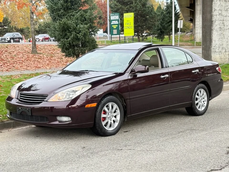 2002 Lexus ES 4th Gen - Image 2 of 12
