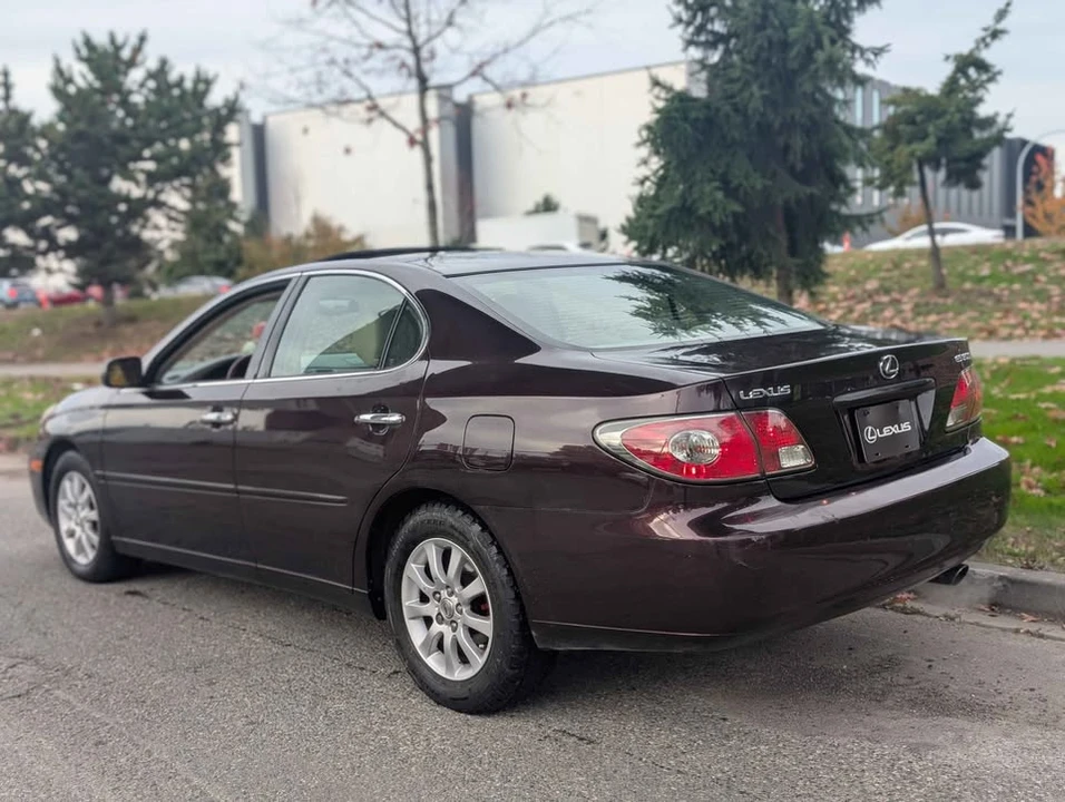 2002 Lexus ES 3rd Gen - Image 7 of 14