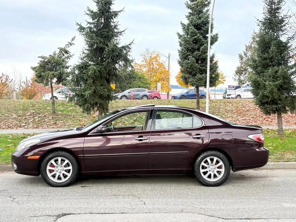 2002 Lexus ES 4th Gen - Image 3 of 12