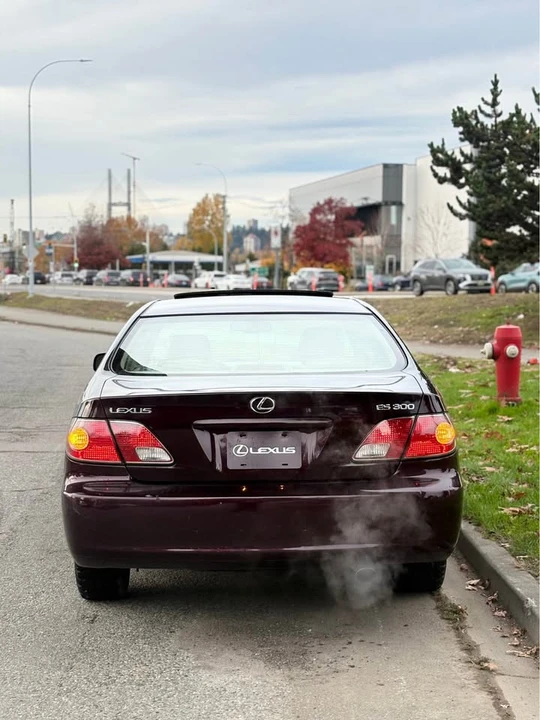 2002 Lexus ES 3rd Gen - Image 7 of 13
