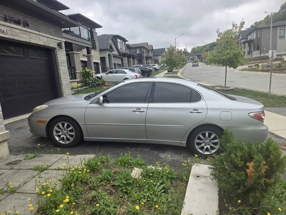 2002 Lexus ES 4th Gen - Image 2 of 4