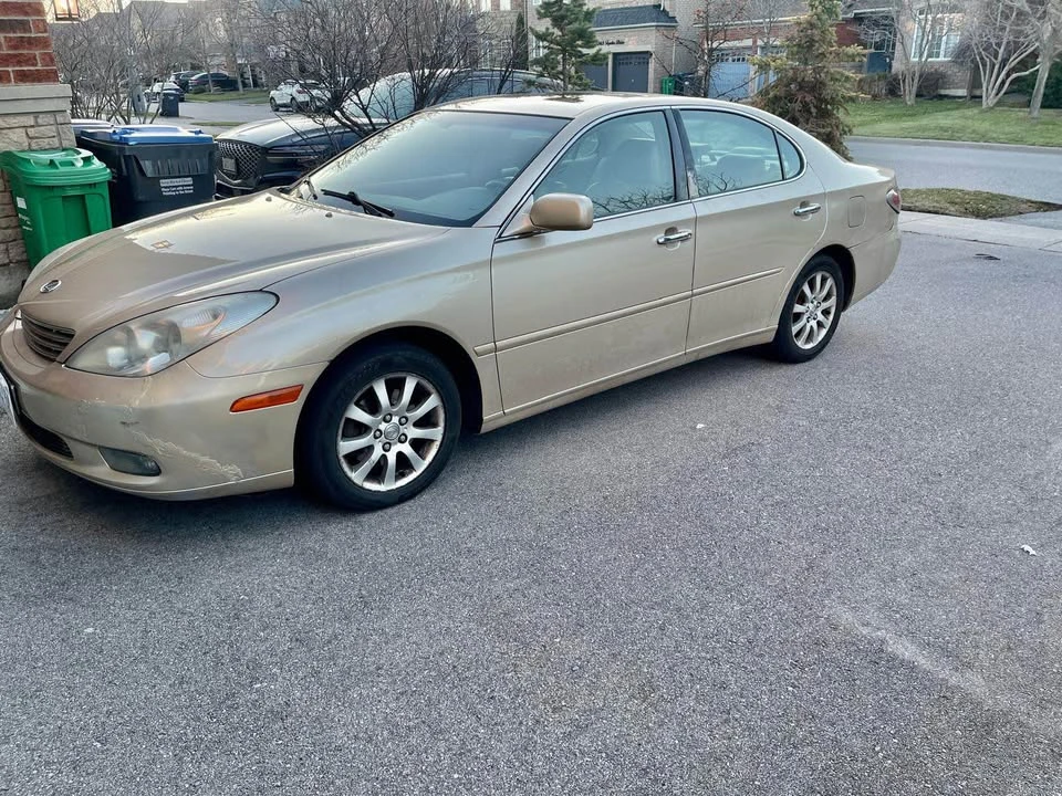 2002 Lexus ES 4th Gen - Image 11 of 15