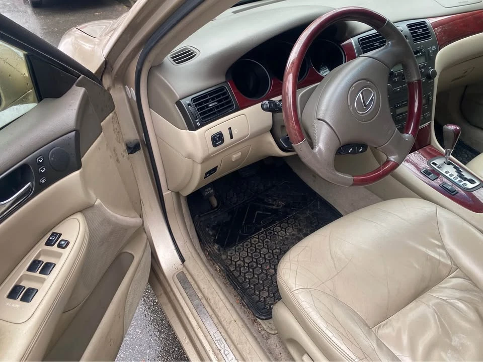 2002 Lexus ES 4th Gen - Image 6 of 8