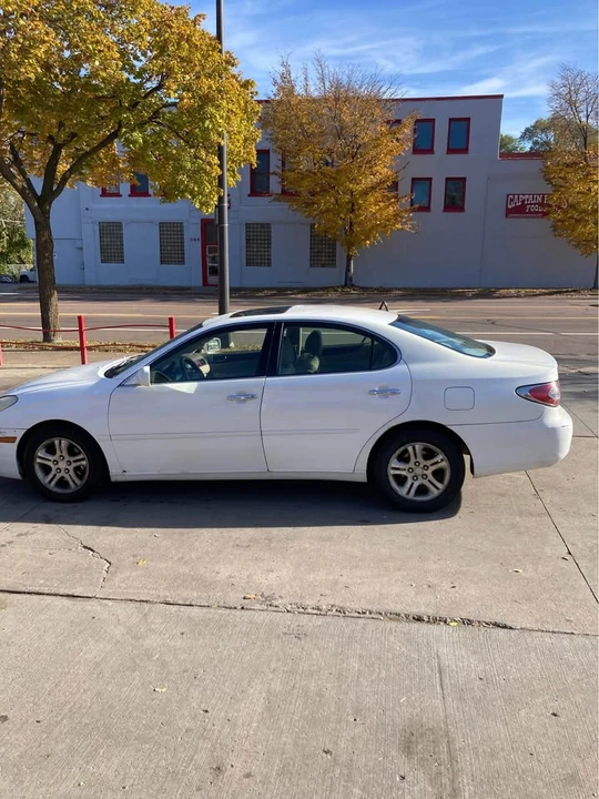 2002 Lexus ES 3rd Gen - Image 3 of 7