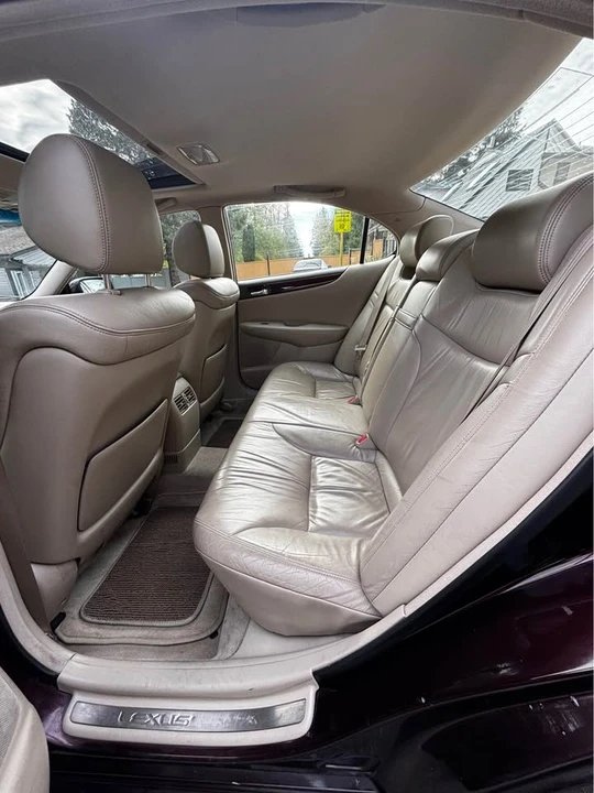 2002 Lexus ES 3rd Gen - Image 12 of 14