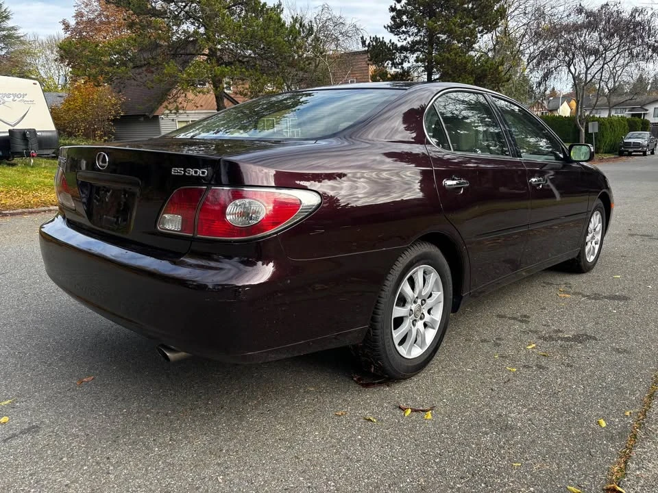 2002 Lexus ES 3rd Gen - Image 5 of 14