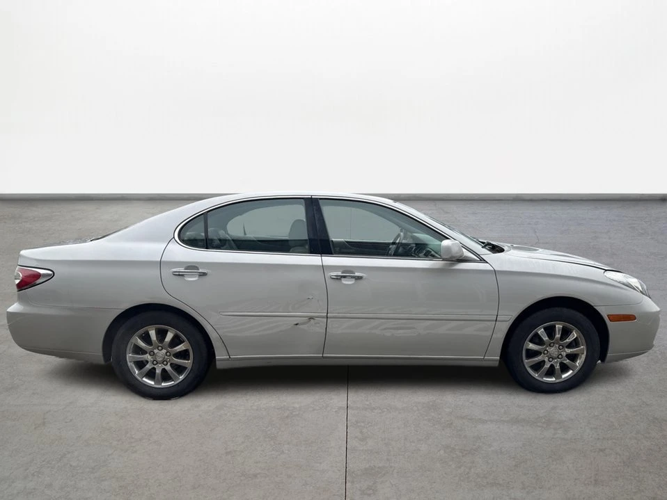 2002 Lexus ES 4th Gen - Image 5 of 20