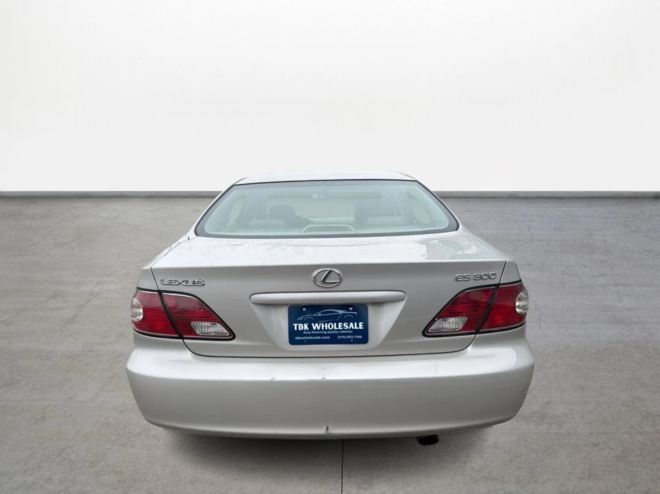 2002 Lexus ES 4th Gen - Image 7 of 20