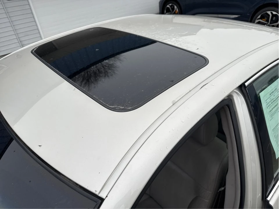2002 Lexus ES 4th Gen - Image 11 of 20