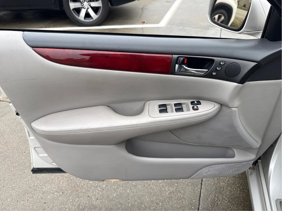 2002 Lexus ES 4th Gen - Image 18 of 20