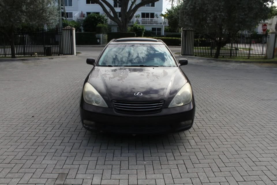 2002 Lexus ES 4th Gen - Image 3 of 11