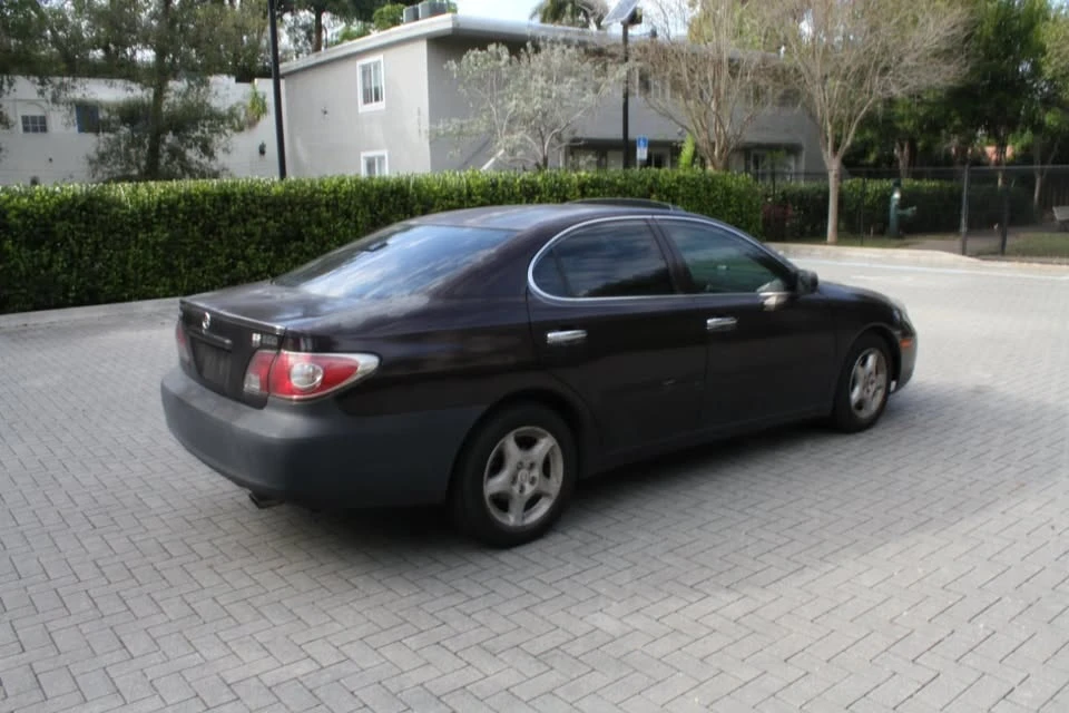 2002 Lexus ES 4th Gen - Image 6 of 11