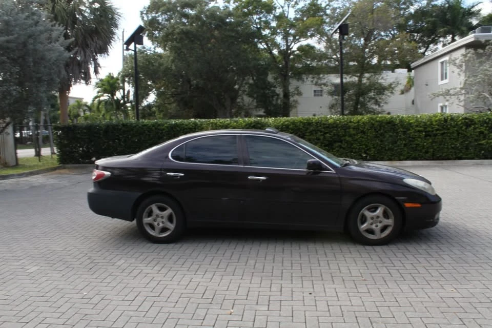 2002 Lexus ES 4th Gen - Image 5 of 11
