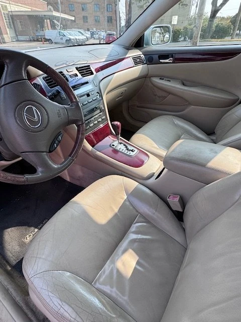 2002 Lexus ES 4th Gen - Image 6 of 9
