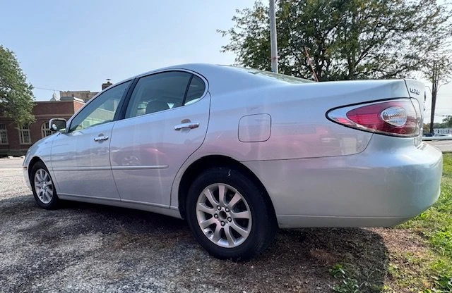 2002 Lexus ES 4th Gen - Image 5 of 9