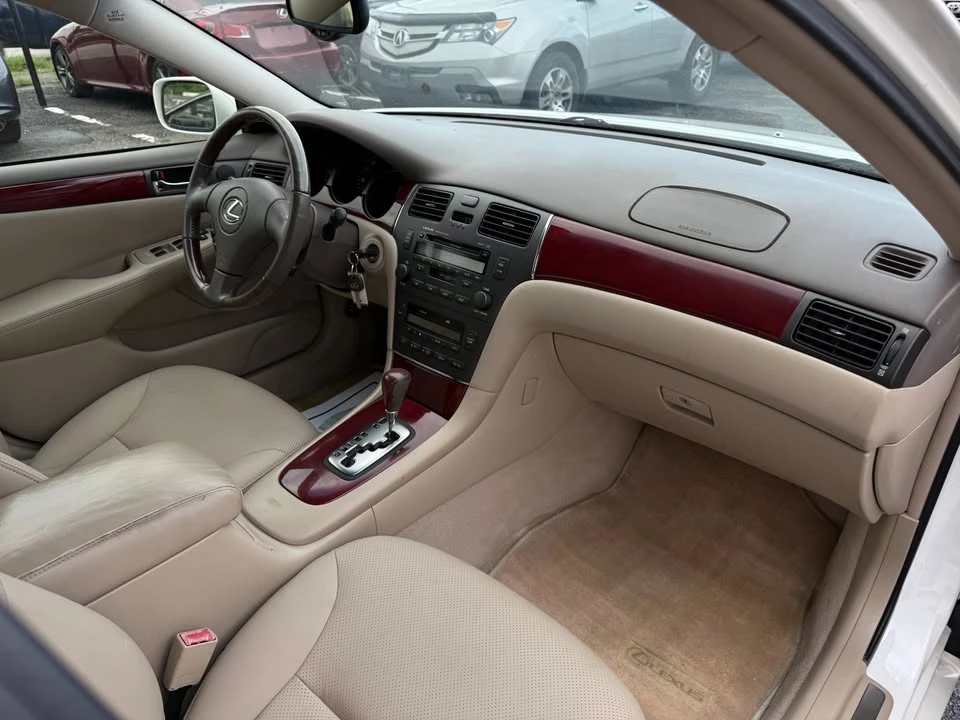 2002 Lexus ES 4th Gen - Image 14 of 20