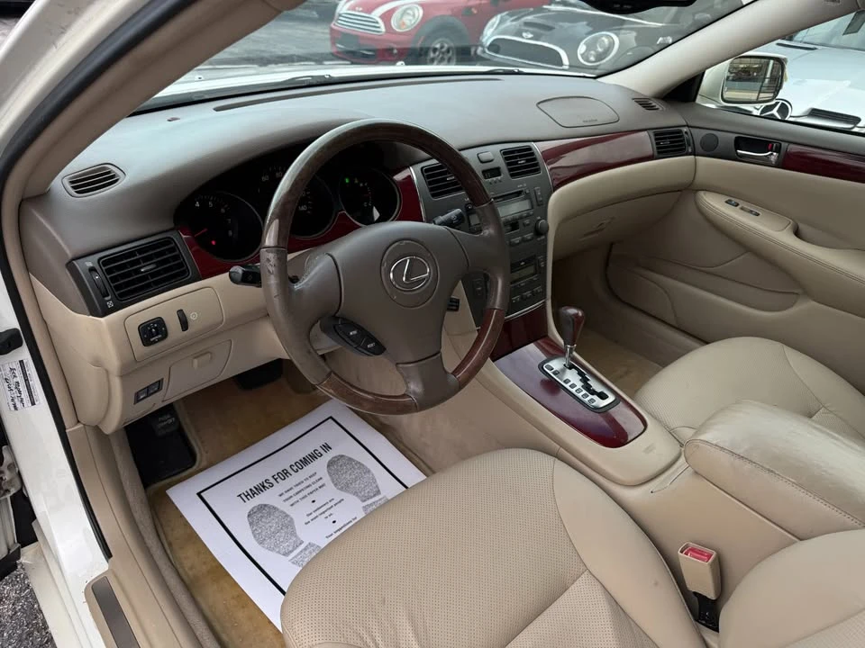 2002 Lexus ES 4th Gen - Image 13 of 20