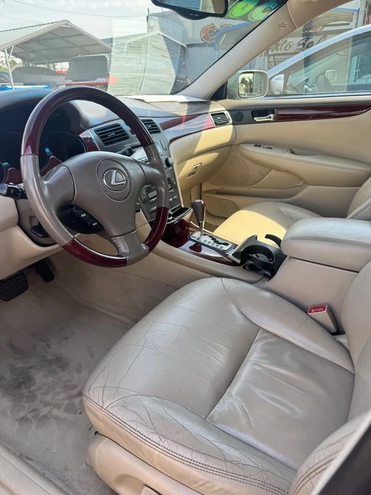 2002 Lexus ES 4th Gen - Image 2 of 5