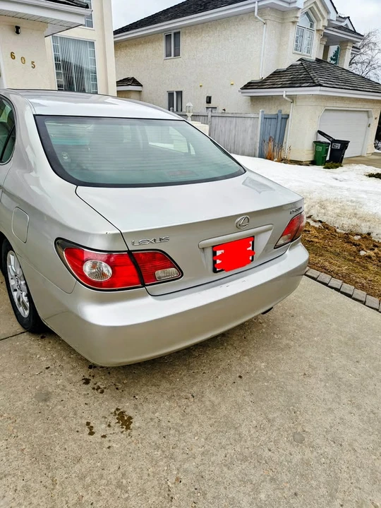 2002 Lexus ES 4th Gen - Image 11 of 12