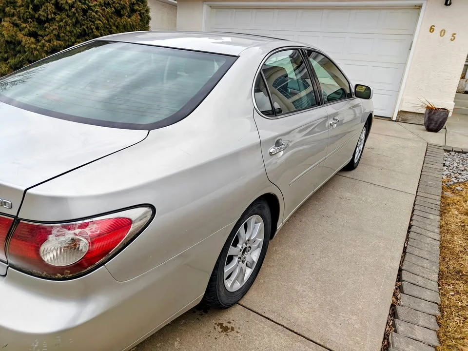 2002 Lexus ES 4th Gen - Image 12 of 12