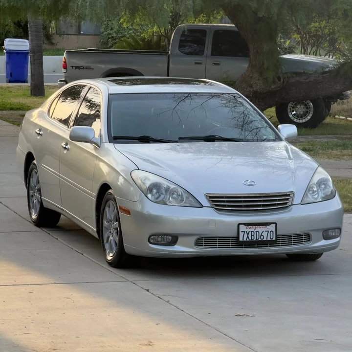 2002 Lexus ES 4th Gen - Image 4 of 11
