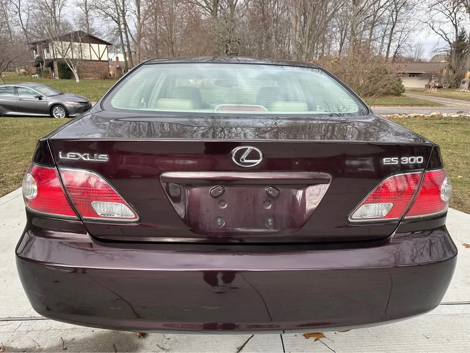 2002 Lexus ES 3rd Gen - Image 14 of 20