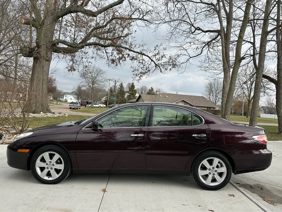 2002 Lexus ES 3rd Gen - Image 3 of 20