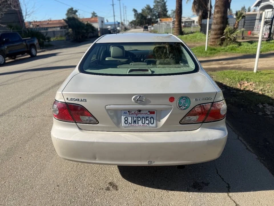 2002 Lexus ES 3rd Gen - Image 7 of 12