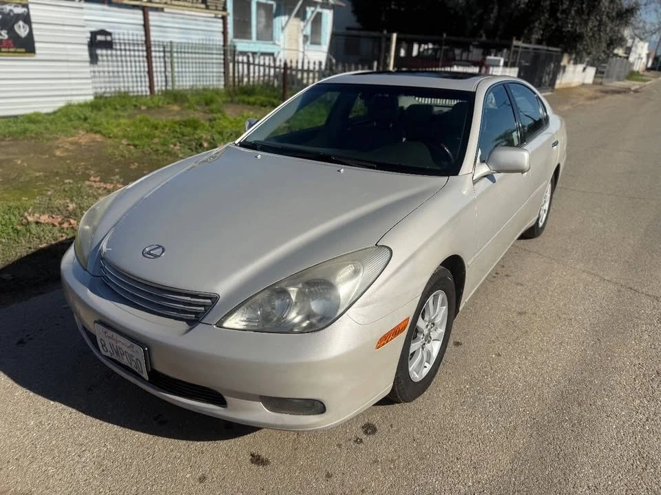 2002 Lexus ES 3rd Gen - Image 4 of 12