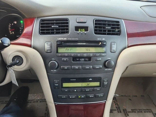 2002 Lexus ES 4th Gen - Image 17 of 20