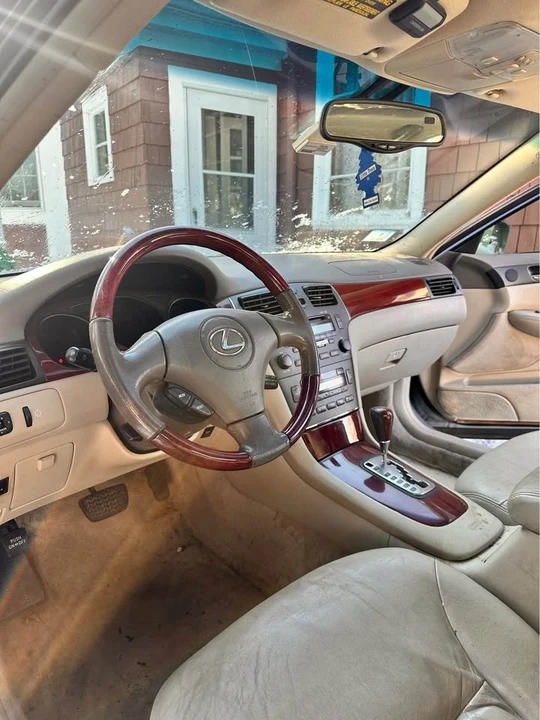 2002 Lexus ES 3rd Gen - Image 5 of 9