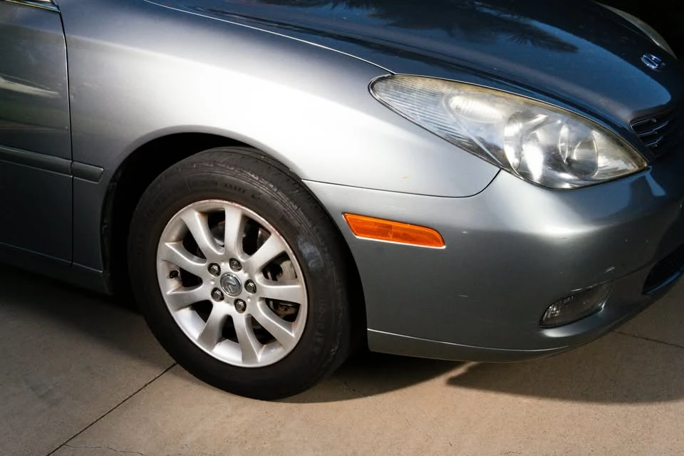 2002 Lexus ES 4th Gen - Image 3 of 14