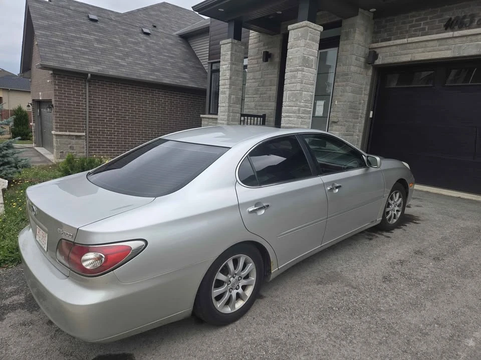 2002 Lexus ES 3rd Gen - Image 2 of 8