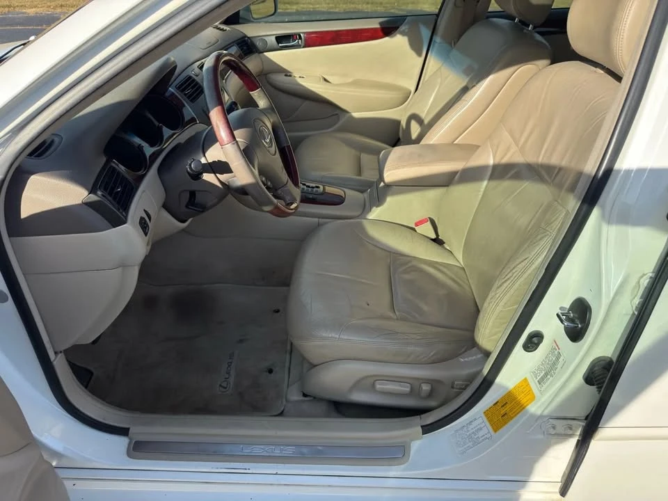 2002 Lexus ES 4th Gen - Image 18 of 20