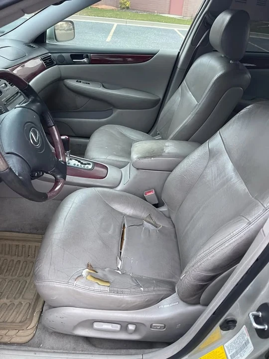 2002 Lexus ES 3rd Gen - Image 9 of 18