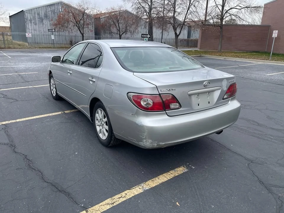 2002 Lexus ES 3rd Gen - Image 7 of 18