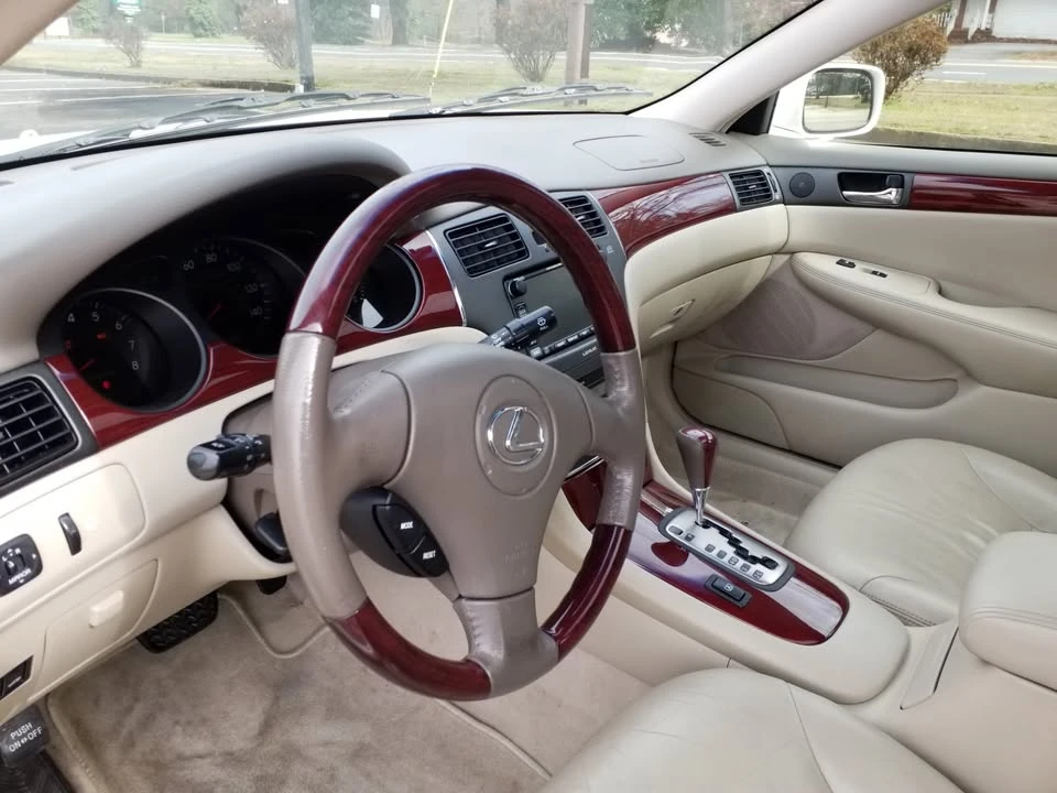 2002 Lexus ES 4th Gen - Image 5 of 20