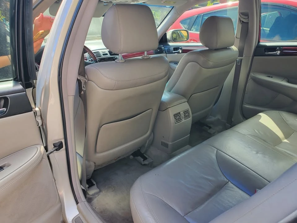 2002 Lexus ES 4th Gen - Image 10 of 20