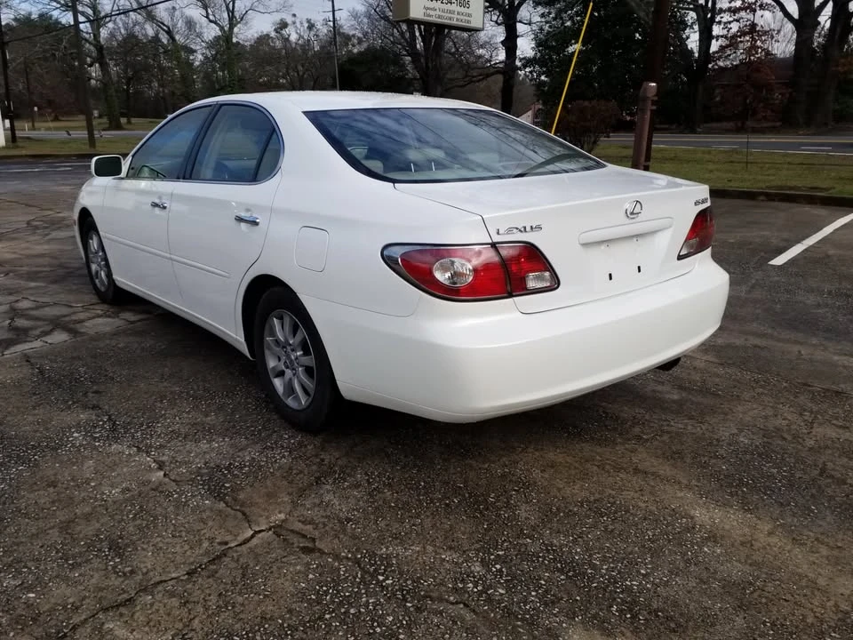 2002 Lexus ES 4th Gen - Image 9 of 20