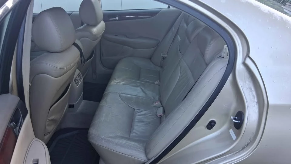 2002 Lexus ES 4th Gen - Image 8 of 9