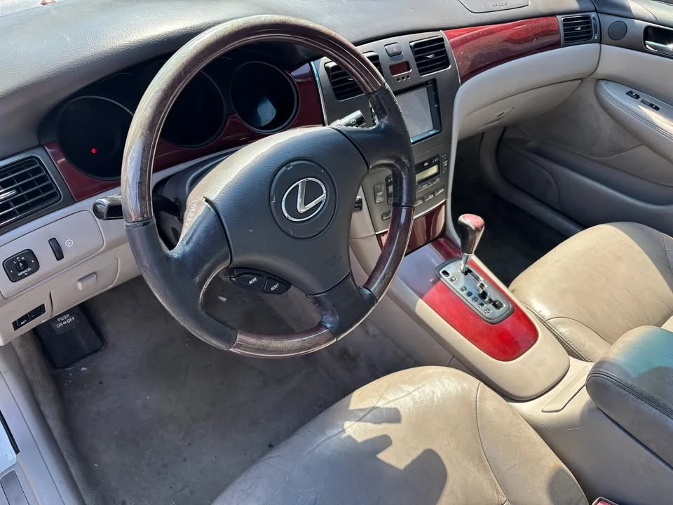 2002 Lexus ES 4th Gen - Image 2 of 8