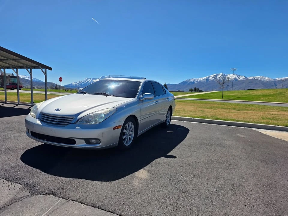 2002 Lexus ES 4th Gen - Image 8 of 9