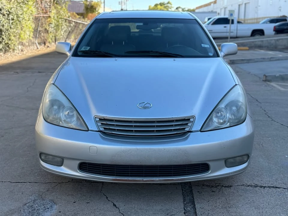 2002 Lexus ES 4th Gen - Image 5 of 16