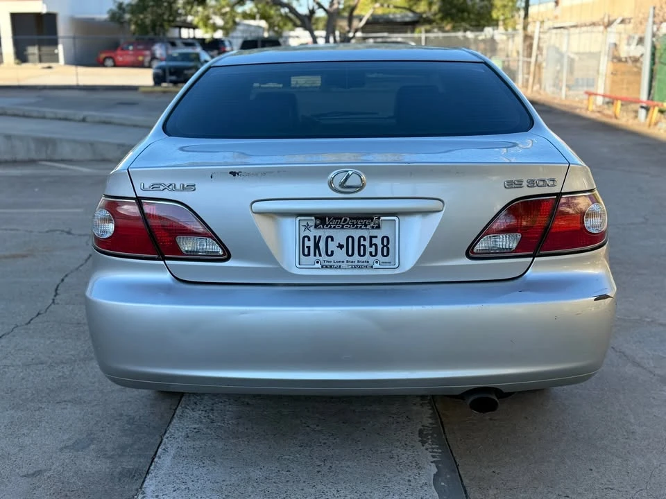 2002 Lexus ES 4th Gen - Image 6 of 16
